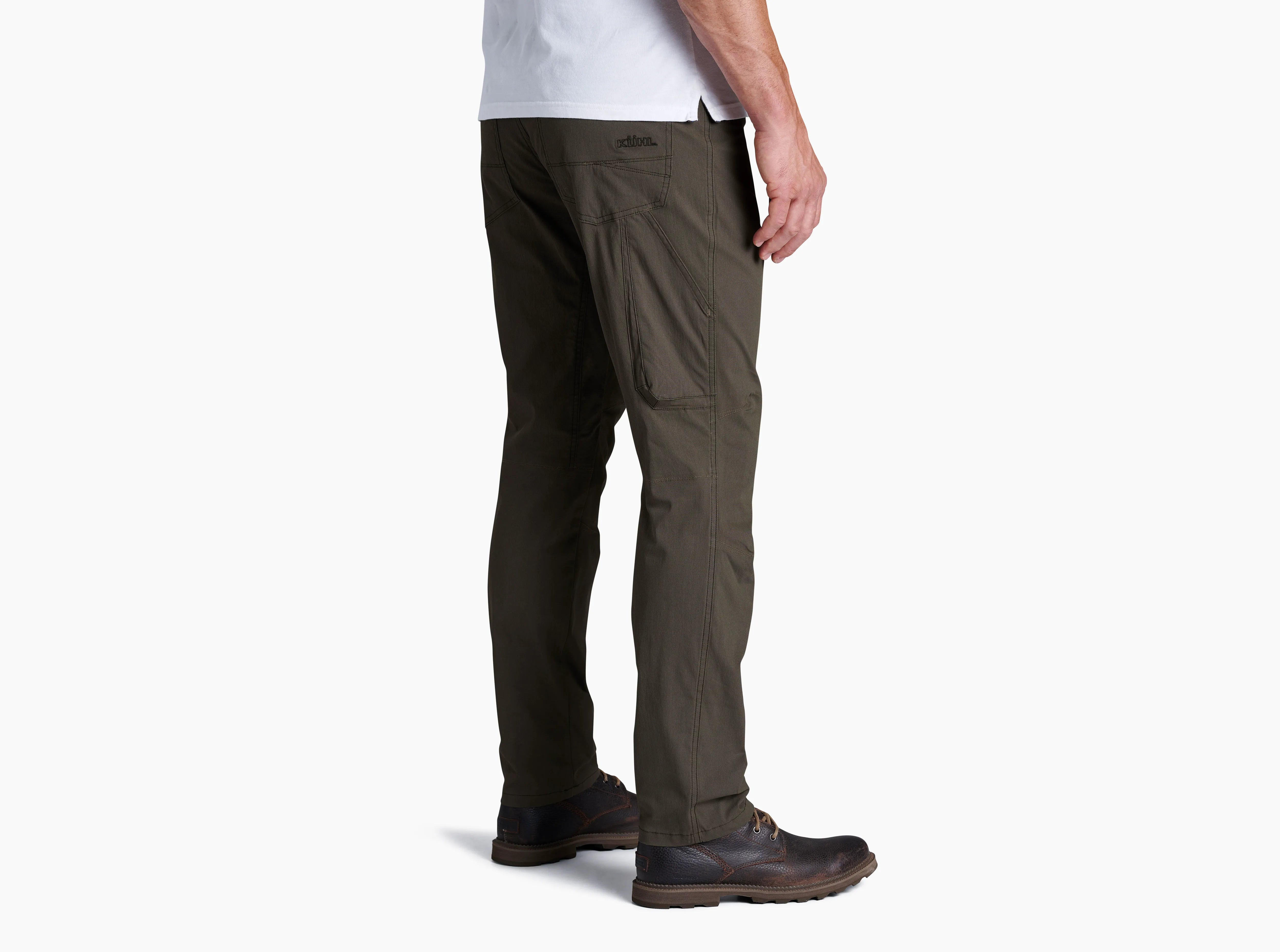 Revolvr™ Tapered Pant