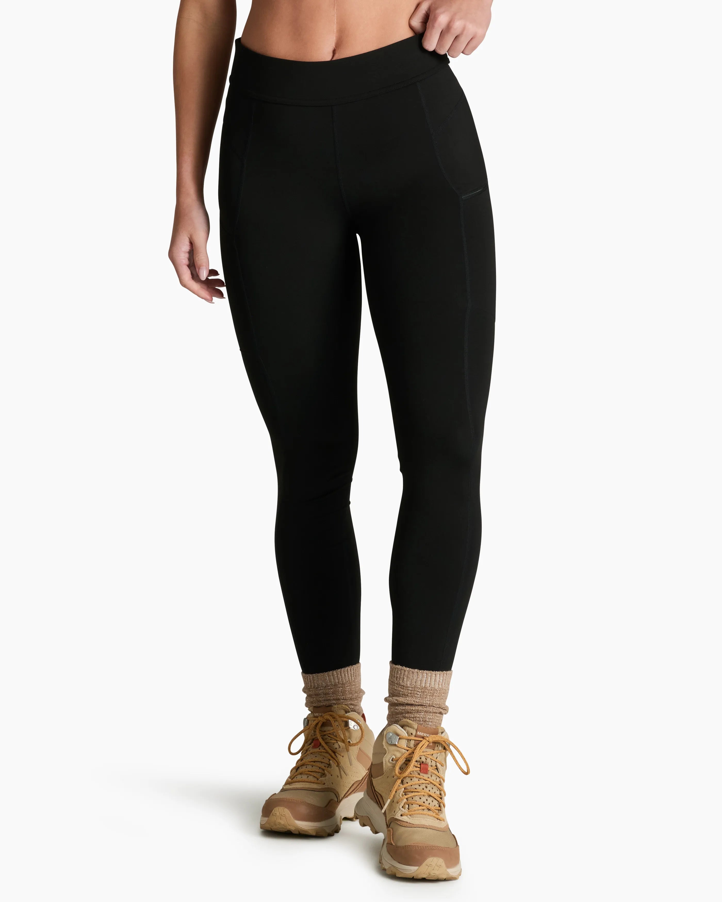 Pulse™ Mid Zip Tight