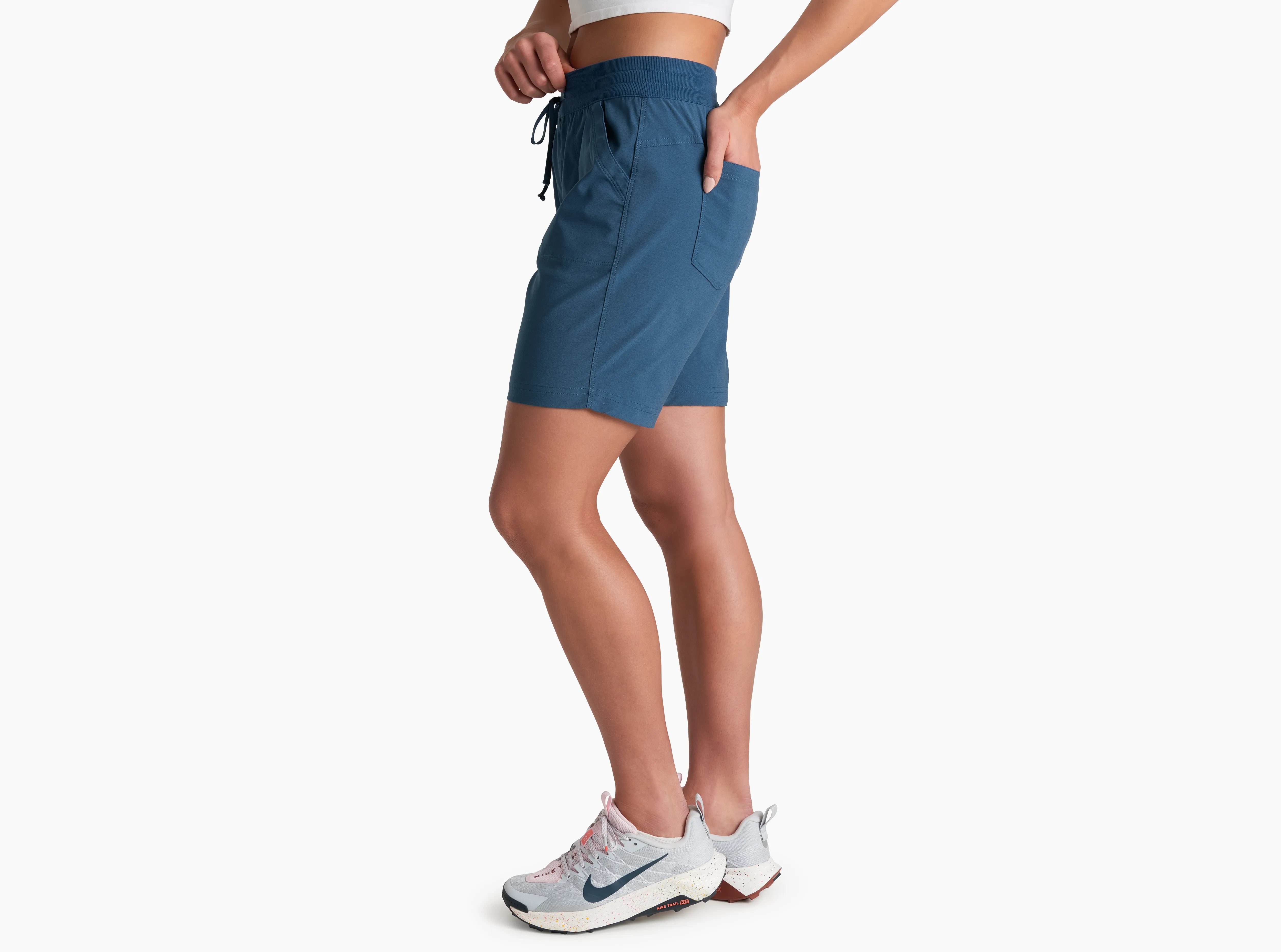 Trekr™ Pull-On 8" Short