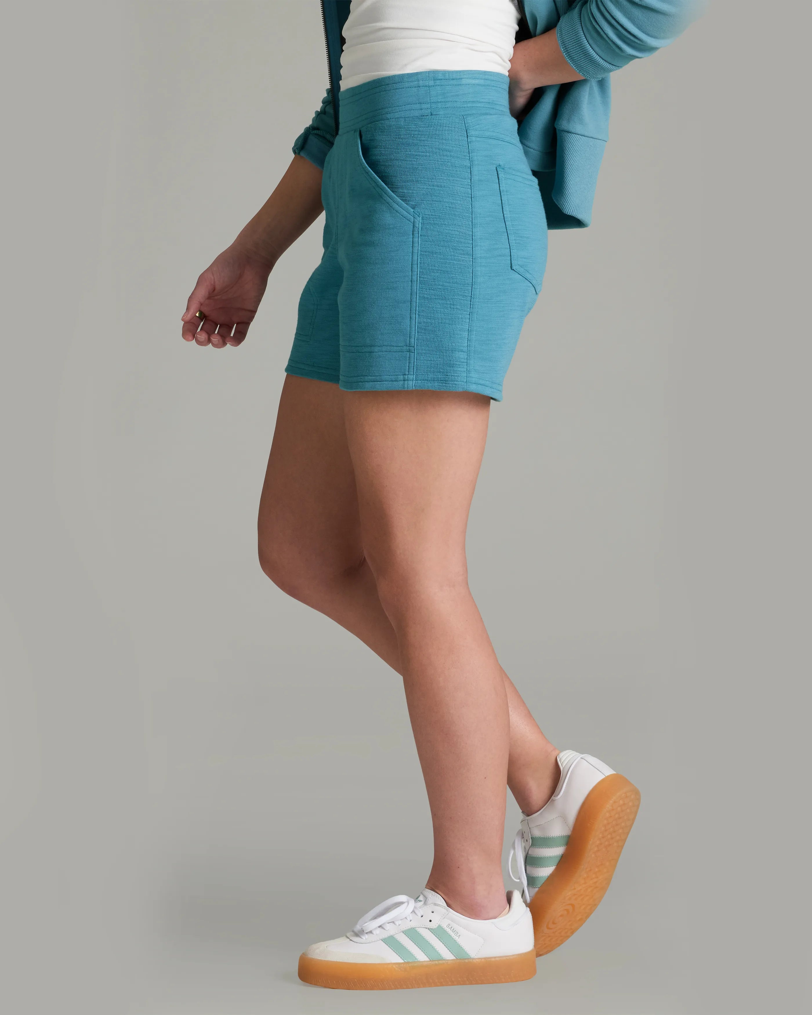 Lola™ 5" Short