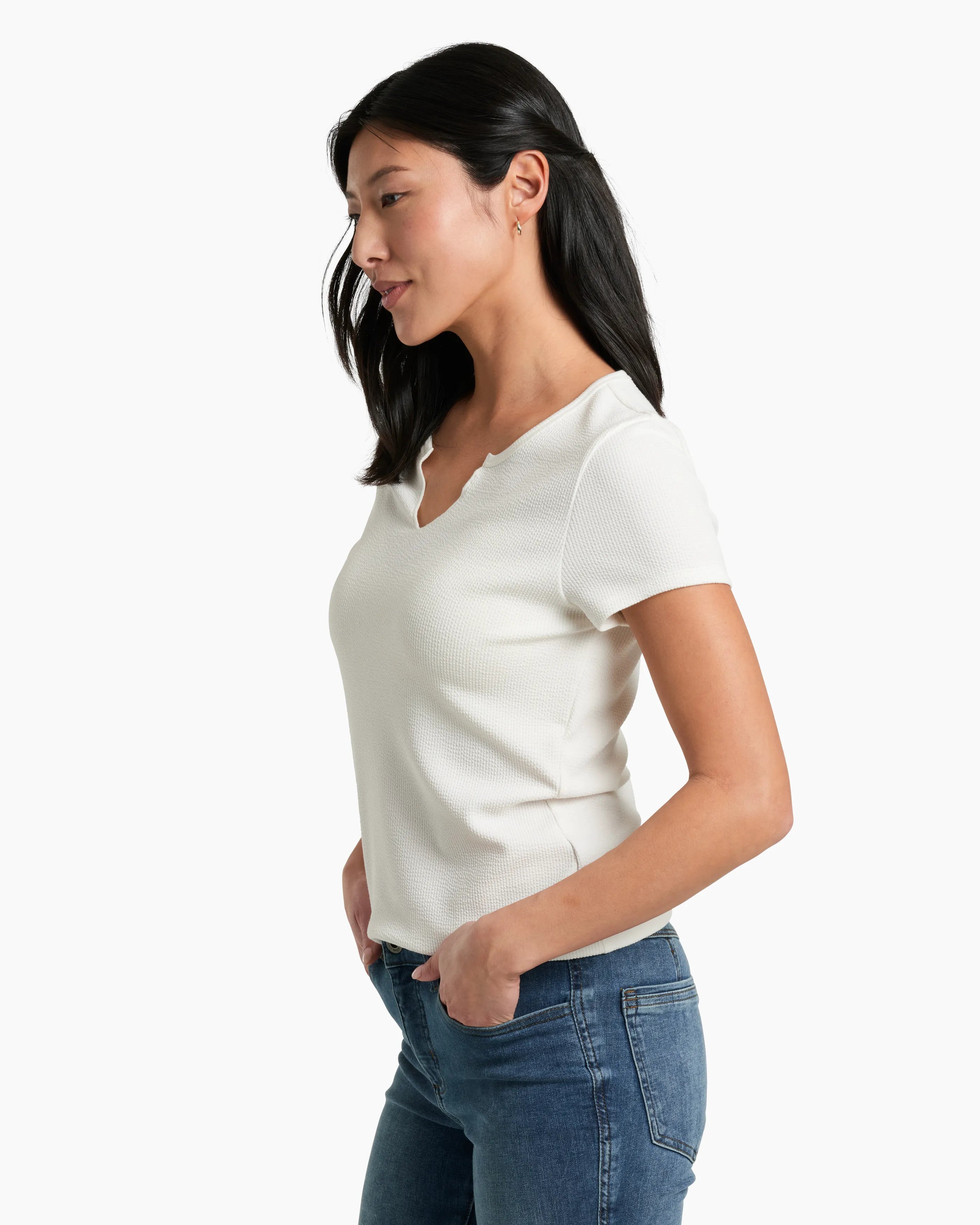Remi™ Notch Tee