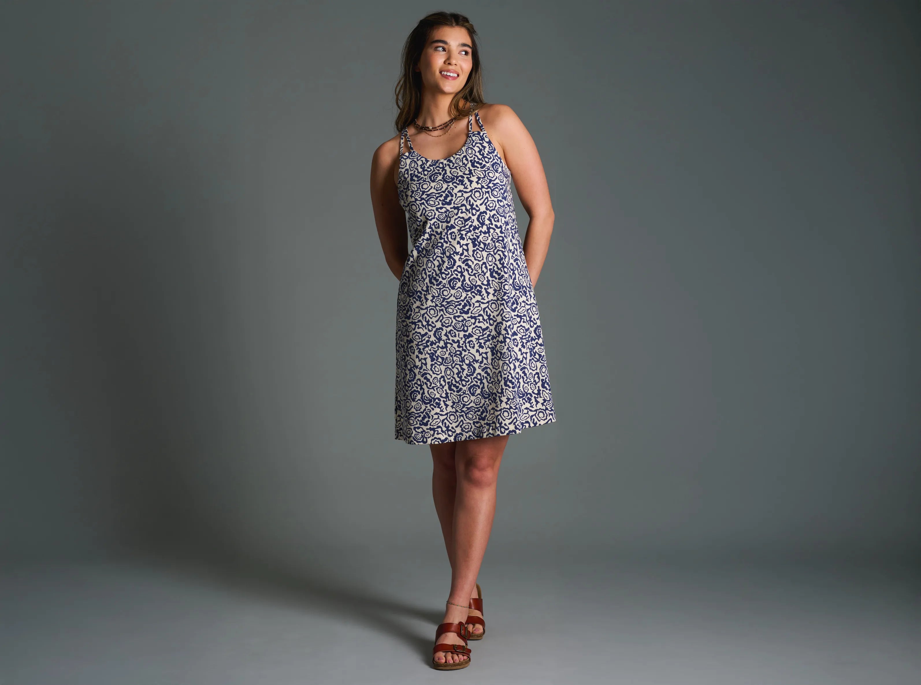 Lyra™ Krossbak Dress